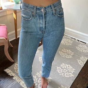 Levi’s wedgie straight jeans (medium wash)